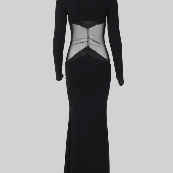 Elegant Long Dress With See-Through Waist - Black - Picture 10 of 16